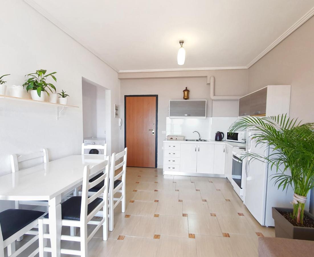 Allure Apartment Sarande Bilik gambar